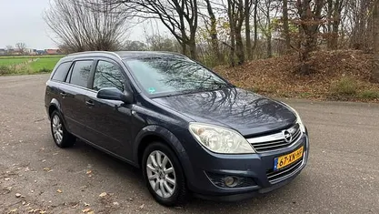 Grijs Gebruikt 2007 Opel Astra Stationwagen | € 1.950 (Eerlijke prijs)