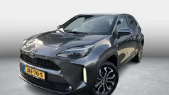 Grijs Gebruikt 2022 Toyota Yaris Cross Comfort SUV | € 25.999 (Eerlijke prijs)