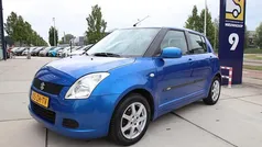 Blauw, metallic lak Gebruikt 2006 Suzuki Swift GLS Hatchback | € 2.949 (Eerlijke prijs)