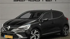 Gebruikt 2021 Renault Clio V R.S. Hatchback | € 15.900 (Eerlijke prijs)