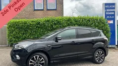 Zwart Gebruikt 2018 Ford Kuga ST-Line SUV | € 18.450 (Eerlijke prijs)