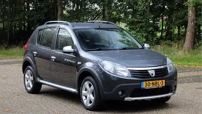 Occasion Dacia Sandero Stepway 88 PK (64 kW) 2010 Grijs Hatchback