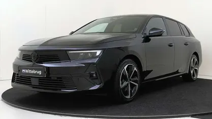 Zwart Occasion 2024 Opel Astra Stationwagen | € 24.725 (Goede deal)