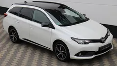 Wit Gebruikt 2018 Toyota Auris Touring Sports Stationwagen | € 16.945 (Eerlijke prijs)