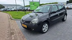Gebruikt 2003 Renault Clio II Dynamique Hatchback | € 999 (Eerlijke prijs)