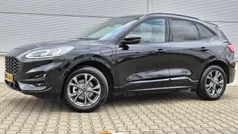 Zwart Gebruikt 2023 Ford Kuga ST-Line SUV | € 32.890 (Eerlijke prijs)