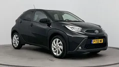 Zwart Gebruikt 2022 Toyota Aygo Hatchback | € 16.999 (Eerlijke prijs)