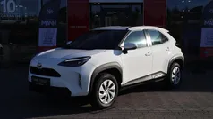 Wit Gebruikt 2025 Toyota Yaris Hybrid SUV | € 25.900 (Eerlijke prijs)