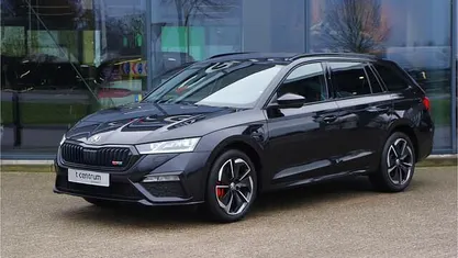Occasion Skoda Octavia RS 245 PK (180 kW) 2021 Zwart (metallic) Stationwagen