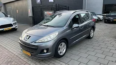 Grijs, metallic lak Gebruikt 2011 Peugeot 207 Style Stationwagen | € 2.499 (Goede deal)