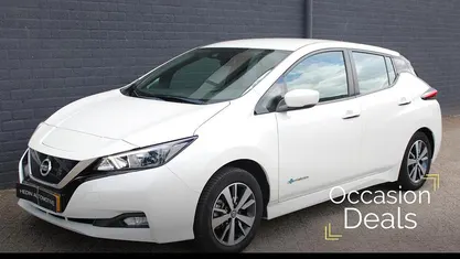 Occasion Nissan Leaf Acenta 110 kW (150 PK) 2021 Wit Hatchback