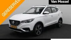 Gebruikt 2020 MG ZS Luxury Sedan | € 14.995 (Eerlijke prijs)