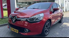Red flame (tennp) Gebruikt 2014 Renault Clio IV Dynamique Hatchback | € 8.690 (Eerlijke prijs)