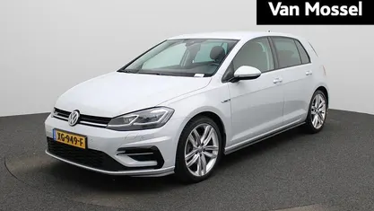 Occasion 2018 VW Golf VII Highline Hatchback | € 15.900 (Eerlijke prijs)