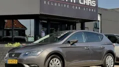 Grijs Gebruikt 2017 Seat Leon CONNECT Hatchback | € 7.900 (Eerlijke prijs)