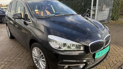 Zwart Gebruikt 2018 BMW 216 Executive Stationwagen | € 7.999 (Eerlijke prijs)
