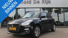 Zwart Gebruikt 2020 Suzuki Swift Hatchback | € 15.950 (Eerlijke prijs)