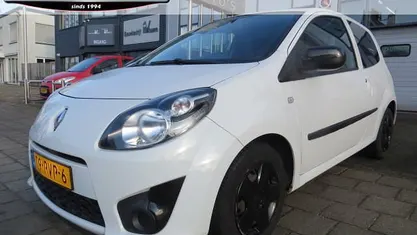 Wit Gebruikt 2011 Renault Twingo Collection Hatchback | € 2.900 (Goede deal)