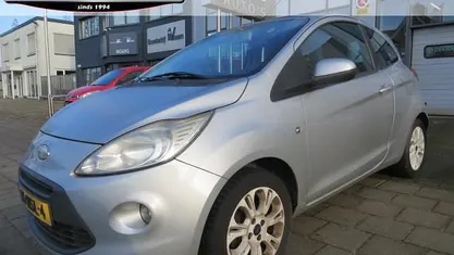 Grijs Gebruikt 2009 Ford Ka Titanium Hatchback | € 2.900 (Eerlijke prijs)