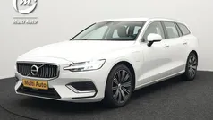Wit Gebruikt 2021 Volvo V60 Inscription Stationwagen | € 31.740 (Super prijs)