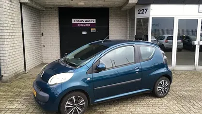 Blauw (metallic) Occasion 2008 Citroën C1 Hatchback | € 2.299 (Eerlijke prijs)