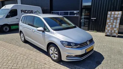 Occasion VW Touran Comfortline 110 PK (80 kW) 2016 Grijs MPV