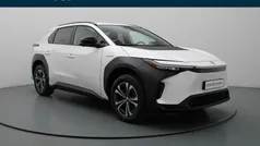 Wit (metallic) Gebruikt 2024 Toyota bZ4X SUV | € 34.990 (Eerlijke prijs)