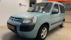 Blauw, metallic lak Gebruikt 2003 Citroën Berlingo MPV | € 1.195 (Goede deal)