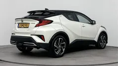 Licht wit metallic Gebruikt 2020 Toyota C-HR SUV | € 26.400 (Eerlijke prijs)