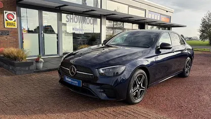 Occasion Mercedes E300 AMG line 211 PK (155 kW) 2021 Blauw Sedan