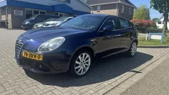 Blauw Gebruikt 2013 Alfa Romeo Giulietta Hatchback | € 4.500 (Goede deal)