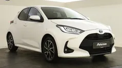 Gebruikt 2022 Toyota Yaris Hybrid Hatchback | € 20.299 (Eerlijke prijs)