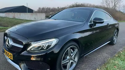 Zwart Occasion 2016 Mercedes C220 Edition 1 Coupé | € 18.850 (Eerlijke prijs)