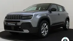 Grijs Gebruikt 2024 Jeep Avenger EV Altitude SUV | € 28.425 (Eerlijke prijs)