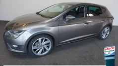 Grijs Gebruikt 2016 Seat Leon CONNECT Hatchback | € 15.895 (Eerlijke prijs)
