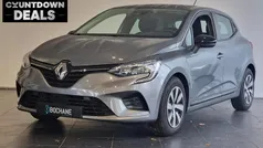 Gebruikt 2022 Renault Clio V Equilibre Hatchback | € 16.645 (Eerlijke prijs)