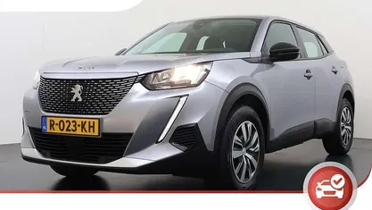 Grijs Occasion 2022 Peugeot e-2008 Active SUV | € 17.825 (Goede deal)