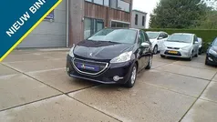 Blauw Gebruikt 2014 Peugeot 208 Style Hatchback | € 5.249 (Goede deal)