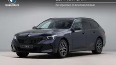 Gebruikt 2025 BMW 520 Comfort Edition Stationwagen | € 71.950 (Super prijs)