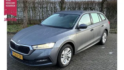 Occasion 2022 Skoda Octavia Business Line Stationwagen | € 16.899 (Eerlijke prijs)