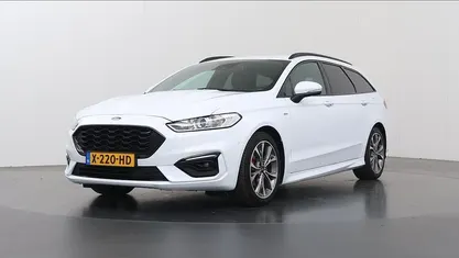 Wit Gebruikt 2024 Ford Mondeo ST-Line X Stationwagen | € 25.835 (Eerlijke prijs)