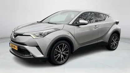 Grijs Gebruikt 2019 Toyota C-HR Executive SUV | € 20.885 (Eerlijke prijs)