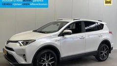 Wit, metallic lak Gebruikt 2017 Toyota RAV4 Sport SUV | € 22.750 (Eerlijke prijs)