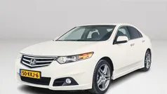 Wit Gebruikt 2010 Honda Accord Elegance Sedan | € 11.995 (Eerlijke prijs)