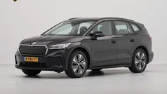 Zwart Gebruikt 2020 Skoda Enyaq iV SUV | € 24.440 (Eerlijke prijs)