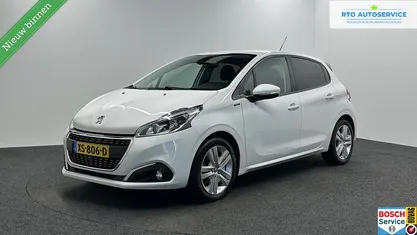 Wit Occasion 2019 Peugeot 208 Active Hatchback | € 8.000 (Eerlijke prijs)