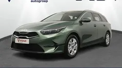 Groen Nieuw 2025 Kia Ceed Stationwagen | € 33.945 (Goede deal)