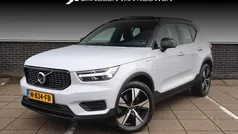 Gebruikt 2021 Volvo XC40 R-Design SUV | € 30.875 (Eerlijke prijs)