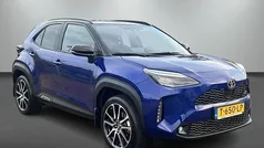 Gebruikt 2023 Toyota Yaris Sport MPV | € 29.901 (Eerlijke prijs)