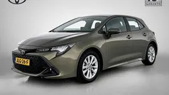 Gebruikt 2023 Toyota Corolla Hybrid Active Hatchback | € 26.950 (Eerlijke prijs)